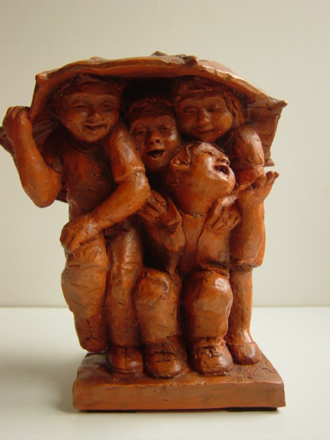 Photo de la sculpture Sous la pluie