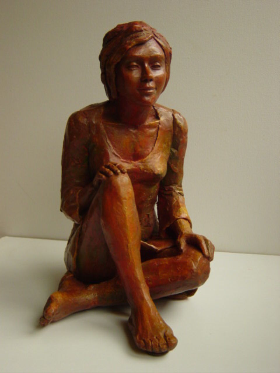 Photo de la sculpture Femme en petit robe
